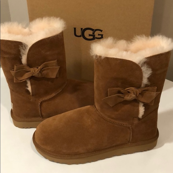 ugg daelynn boot chestnut